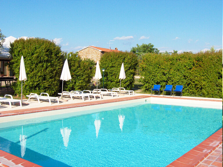 agriturismo con piscina maremma toscana grosseto poggio al vento 768x576