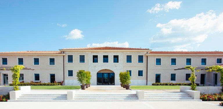 val delle rose Facciata 768x377